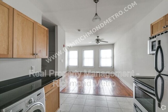 Building Photo - 1321 1/2 E. Main St. Unit 311 Rental