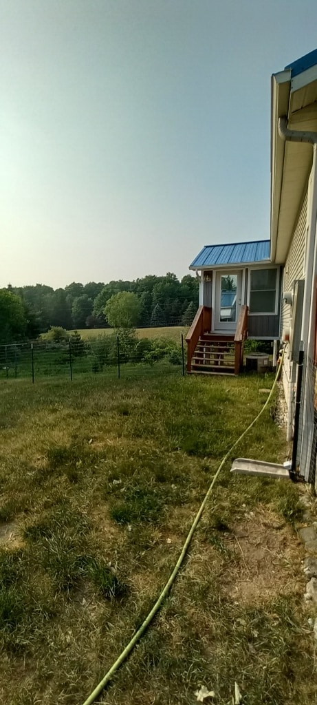 Photo - 602 Saunders Rd