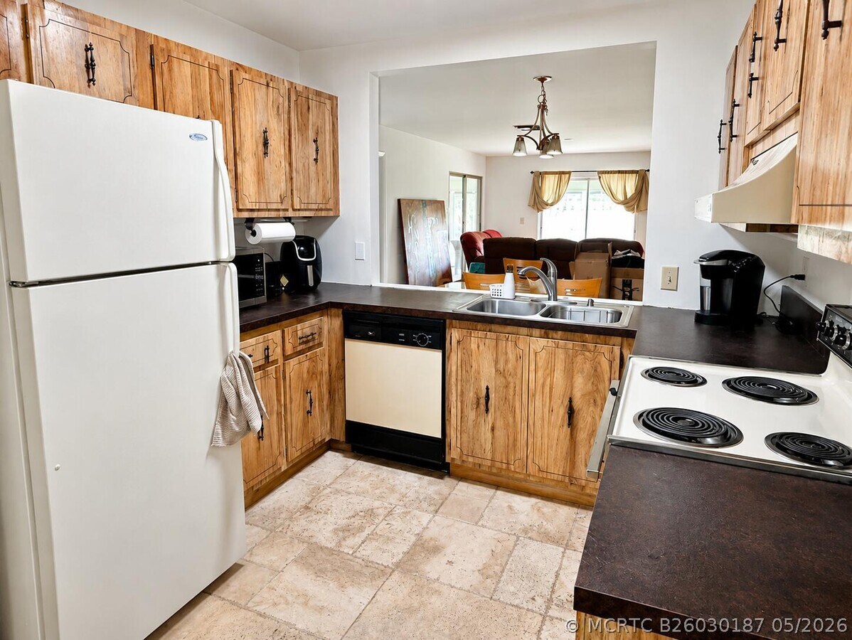 Photo - 12497 Guilford Way