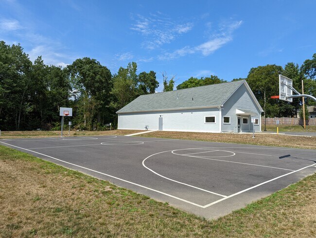 Davis Commons