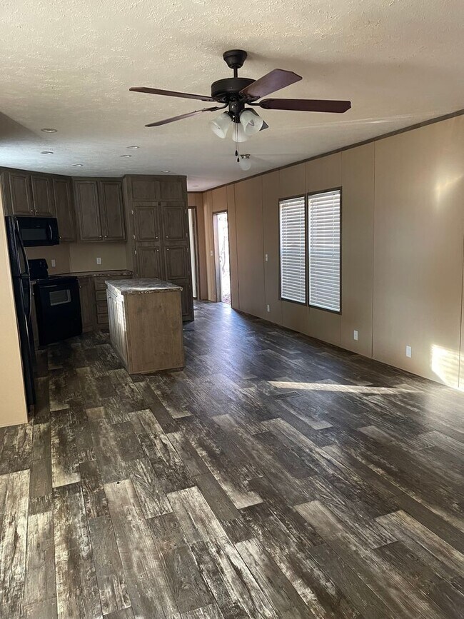 125 Laurel Mountain MHP Dr