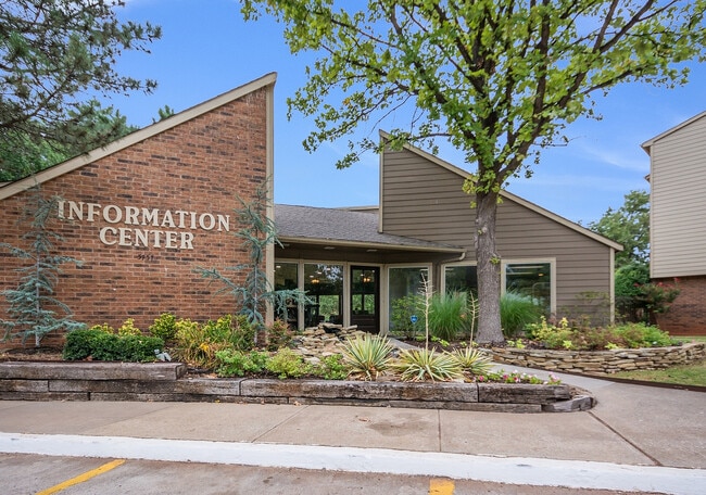 Leasing Office - Bluff Creek