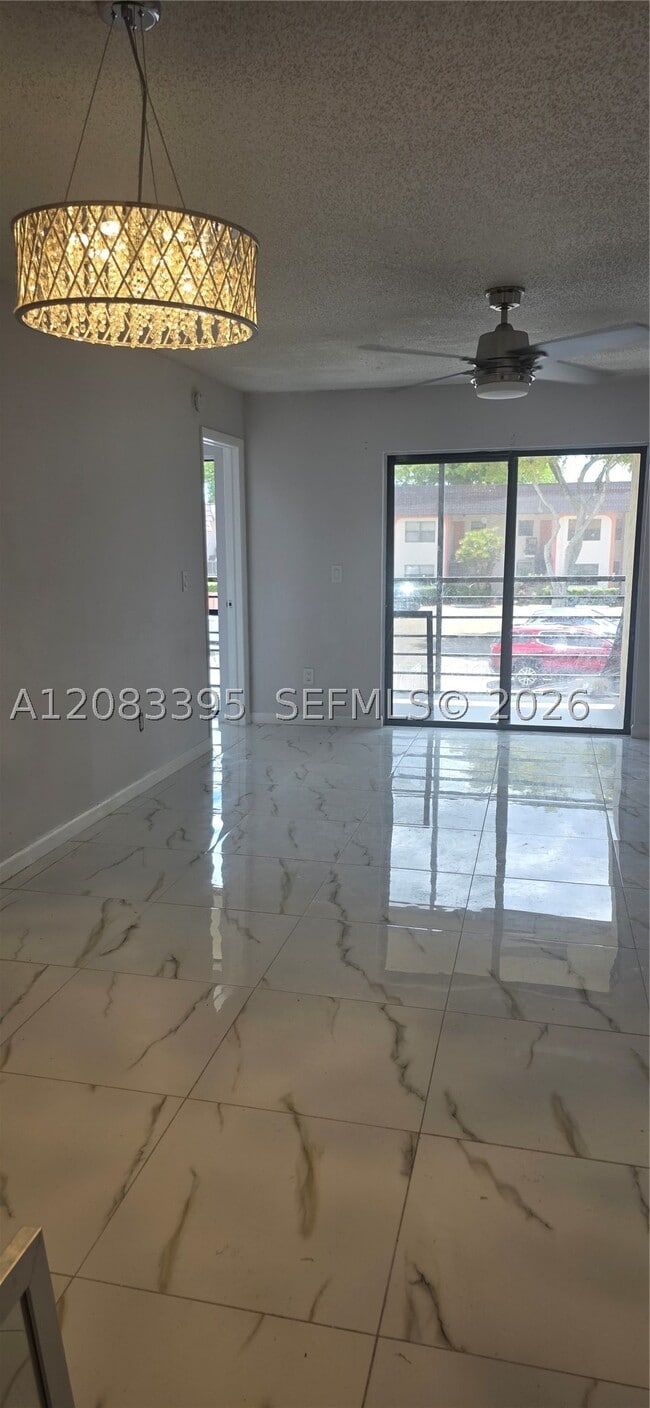 Building Photo - 900 NE 209th Terrace Unit 203-31