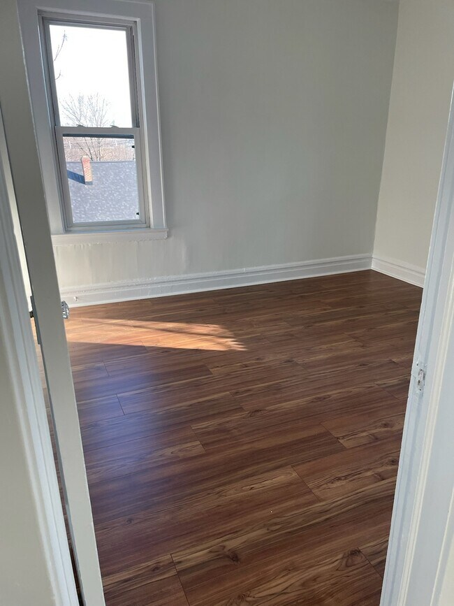 Photo - 38 Feiner Pl Unidad 1R