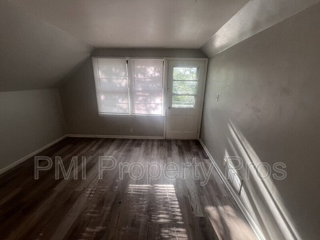 Photo - 4566 N 28th St