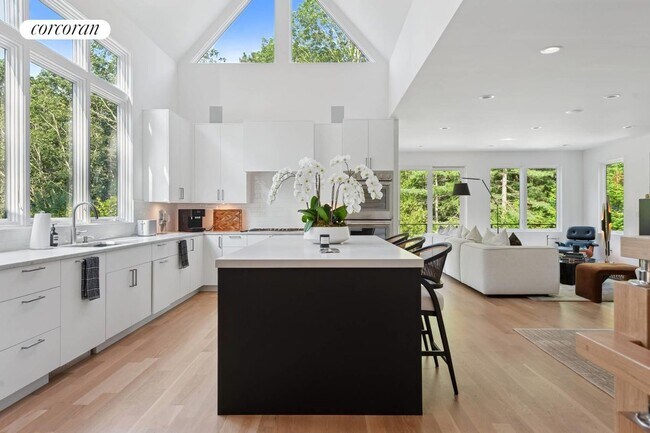 Photo - 28 Wheelock Walk