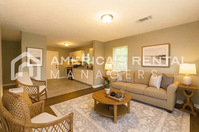 Photo - 288 Smith Ln