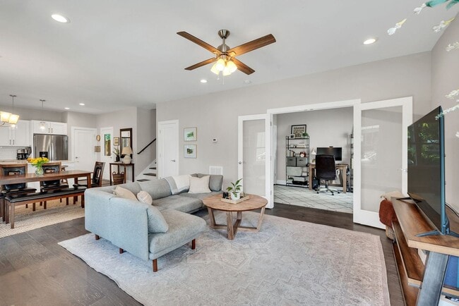 Photo - 1308 Litton Ave