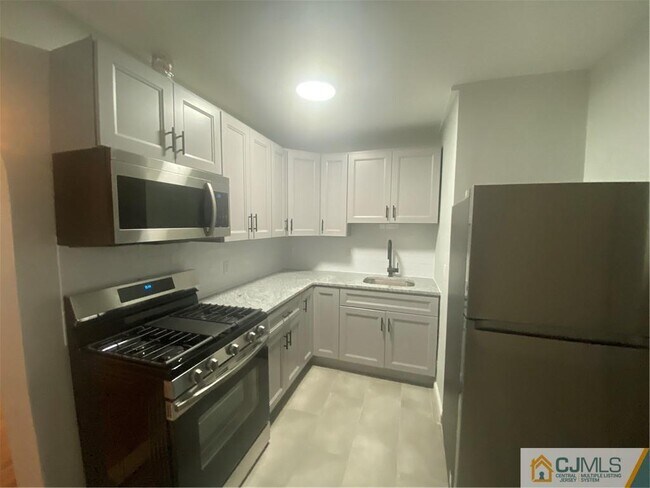 Photo - 24 Joyce Kilmer Ave