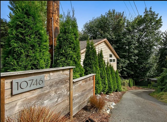 Building Photo - 10746 Densmore Ave N Rental