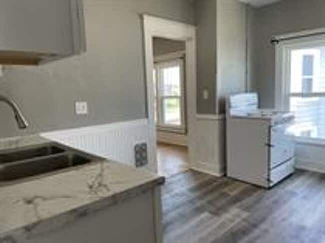 Photo - 318 Broad St Unit A - Upper