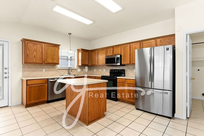 Photo - 4908 Sydney Harbour Ct