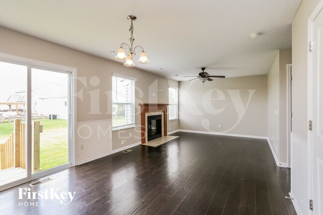194 Silver Maple Dr