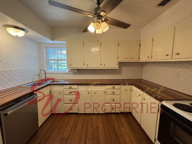 Photo - 4 Bedroom 2 Bath with Retro Flair!