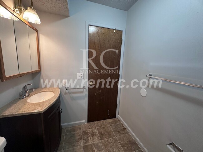 Photo - 15986 Arrowhead Rd