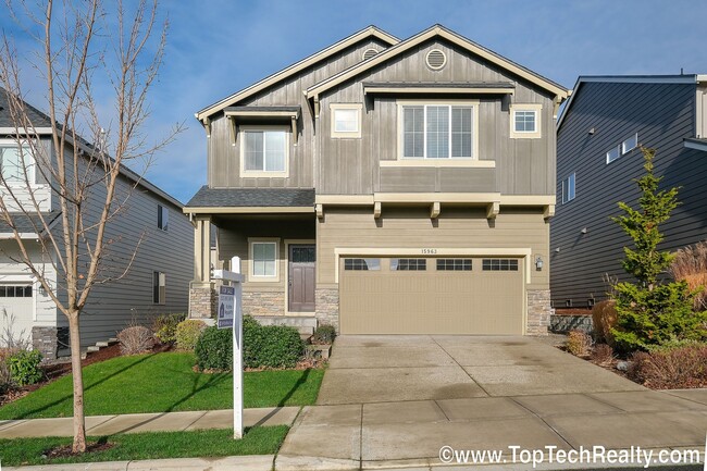 Building Photo - Beautiful Home & Ideal Location! | 5 Beds + 3 Full Baths | Gorgeous Appliances | ***Large Backyar...