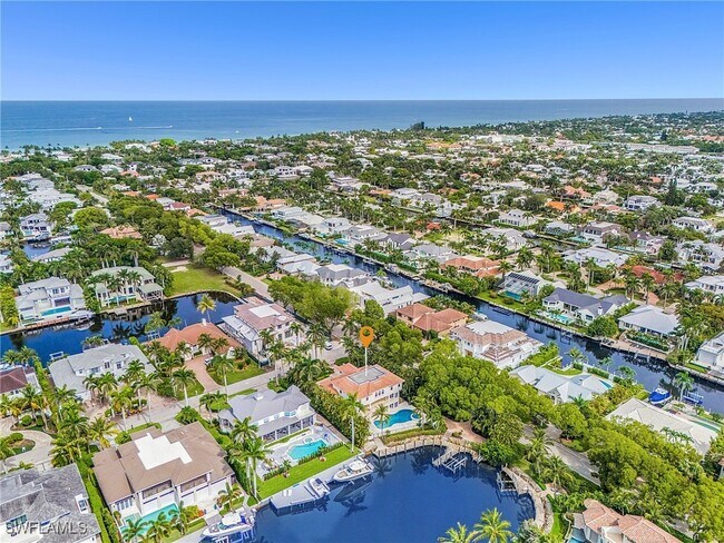 Photo - 1825 6th St S