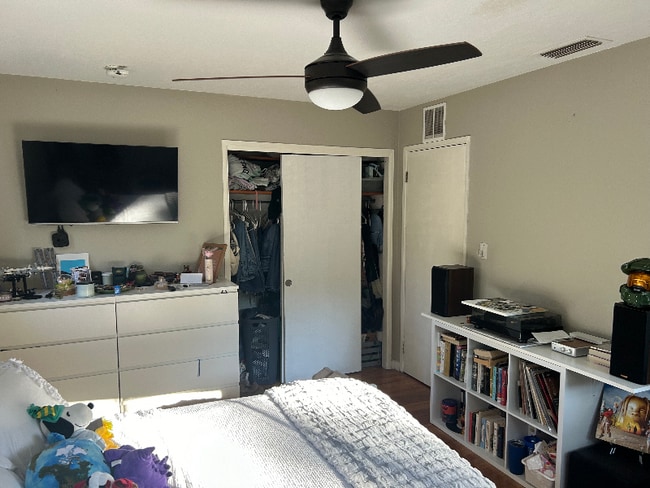 Photo - 745 NW 18th St