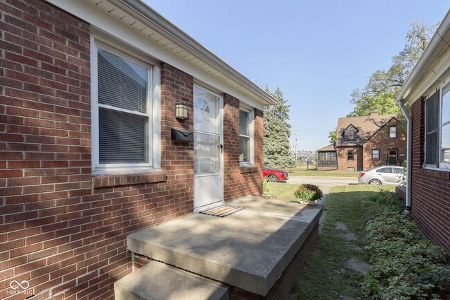 Photo - 1614 Cord St