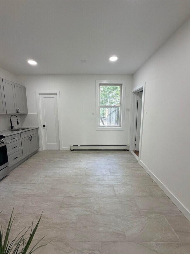Photo - 436 67th St Unit 2