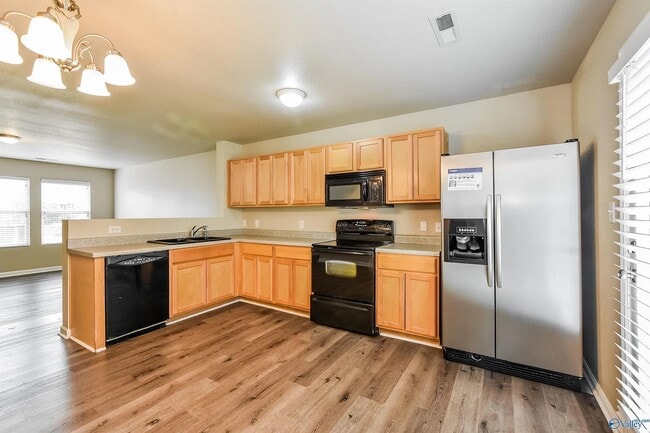 Photo - 129 Farmington Dr