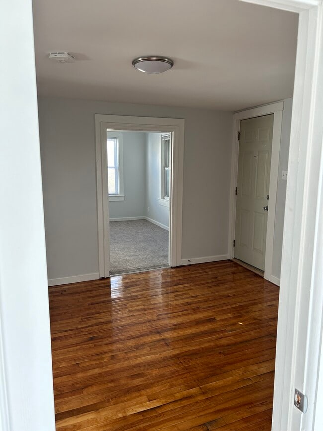 Photo - 11 Groton Pl Unit 2