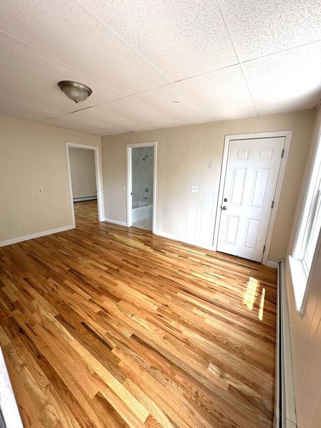 Photo - 98 Japonica St