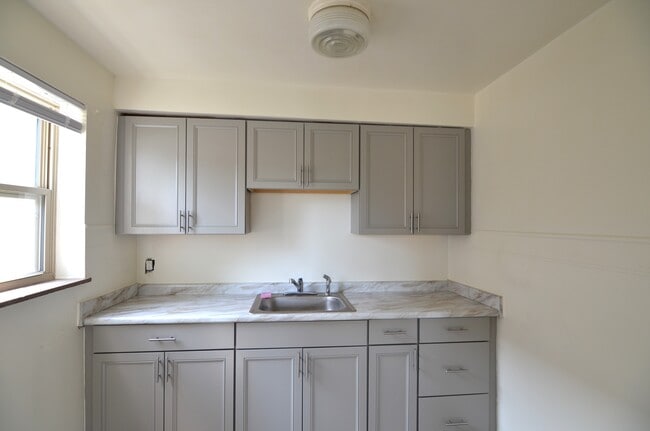 Photo - 6609 Bantry Ave Unit 2