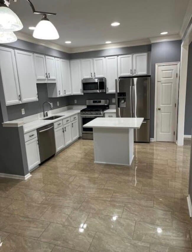 Photo - 46678 Cavendish Sq