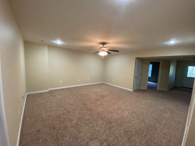 Photo - 11975 Village Cir Unit 1