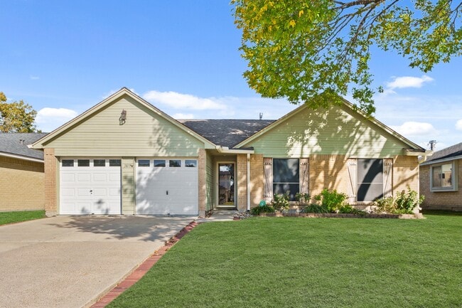 Photo - 3877 Pecan Cir