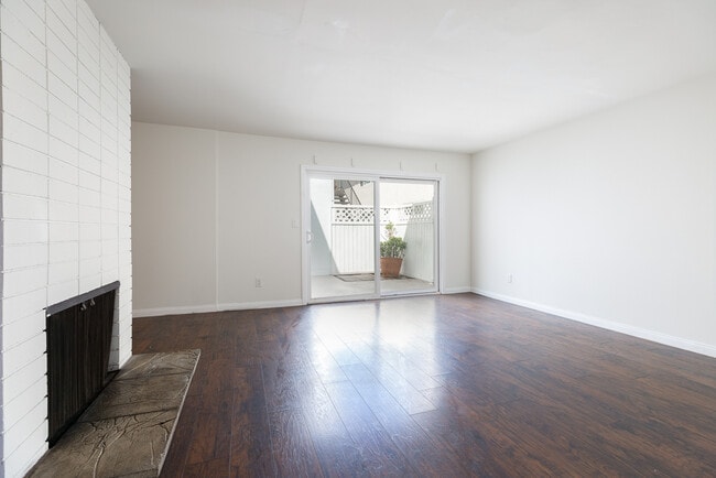 Photo - 1205 Amethyst St Unit A