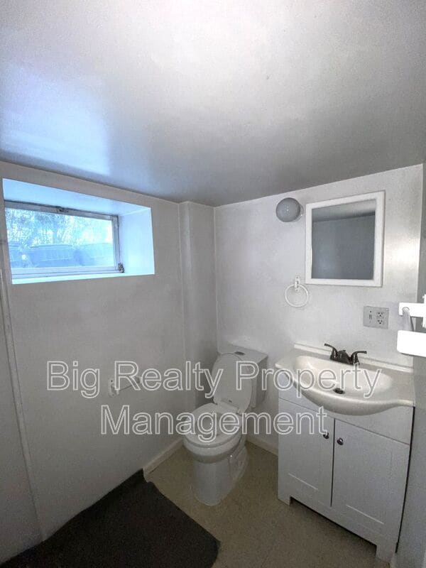 Photo - 435 Nutt Rd Unit 3