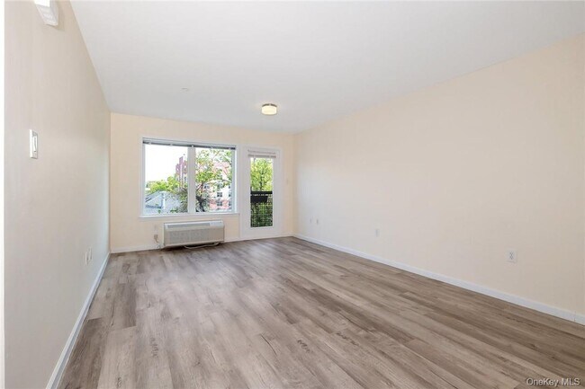 Photo - 68 Lake St Unidad 204