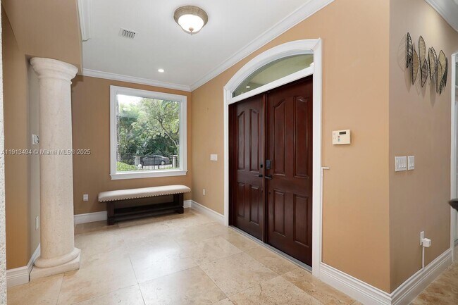 Photo - 4065 Battersea Rd