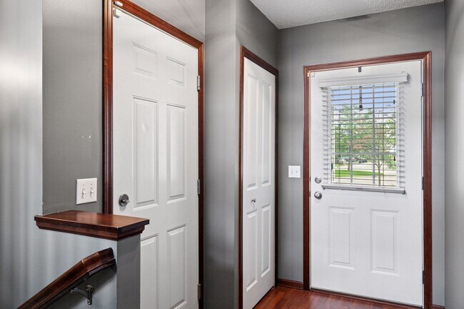 Photo - 15424 Foster Dr N