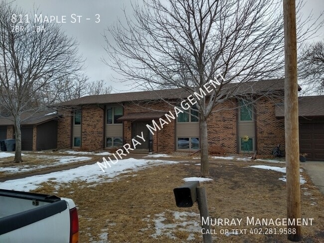 Building Photo - 811 Maple St Unit 3