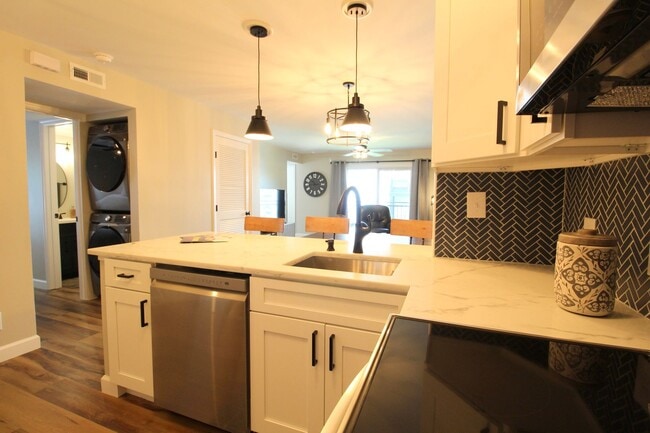 Photo - 1340 Hunters Rd