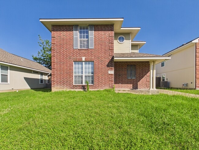Building Photo - 513 Camp Ct