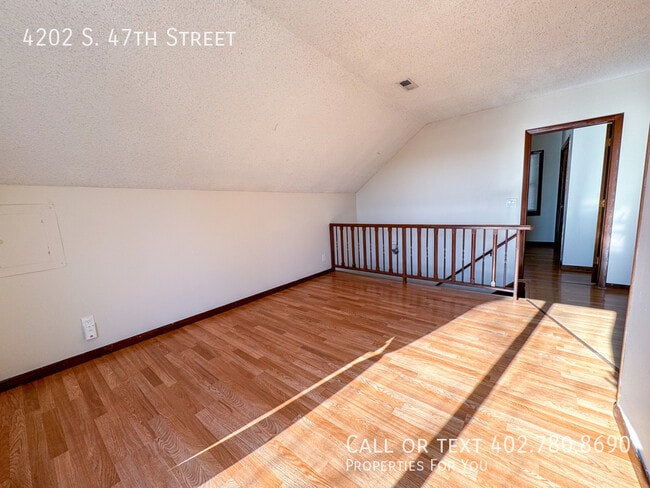 Photo - 4202 S 47th St