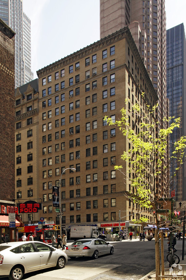 Photo - The Congress Apartments