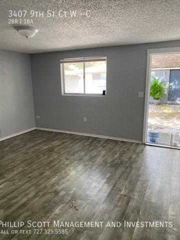 Photo - Welcome to The Hudson Point Apartments Unidad C