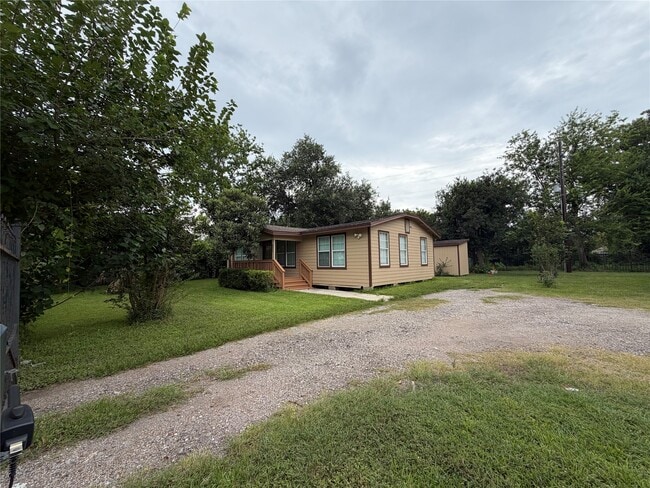Photo - 8907 Meadow Vista Blvd