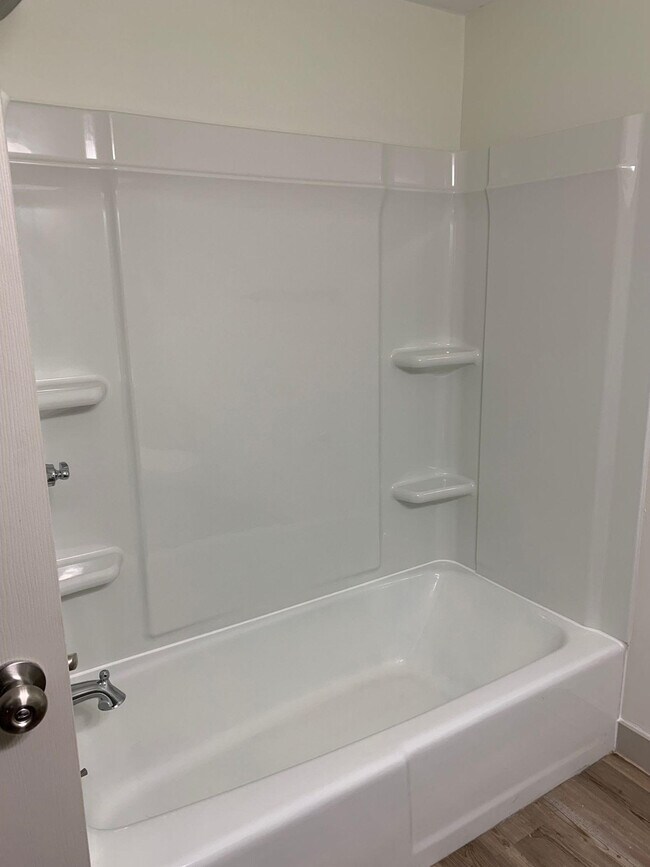 326 W Kenwood Dr