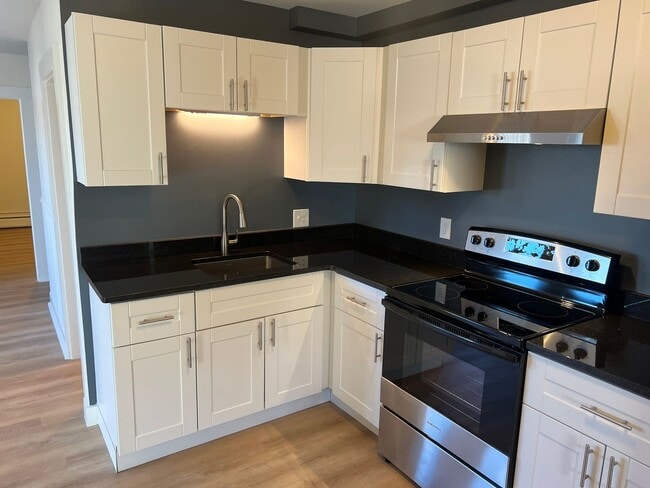28 Bacon St Unit 202