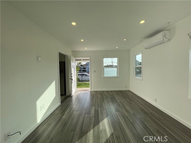 Photo - 357 E Plenty St