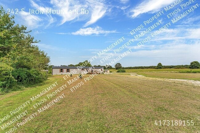 242 S Iron Mountain Rd