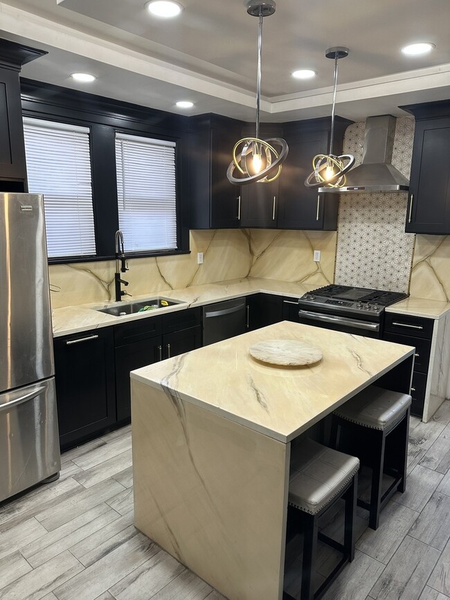 Photo - 2616 Cochran St