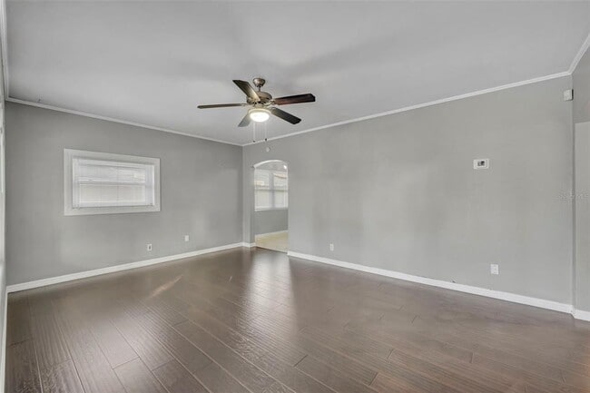 Photo - 1811 Park Lake St