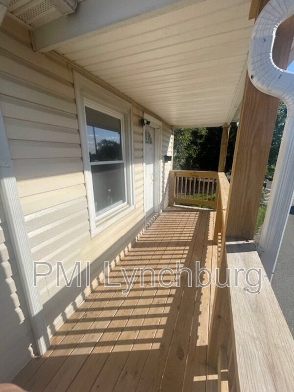 Photo - 1004 17th St Unit 2